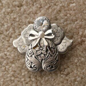 Vintage Signed Angel Brooch by Jane 1995 silver tone